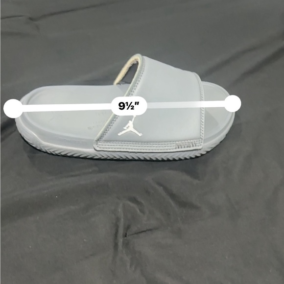 😎🩶JORDAN RUBBER SLIDES🩶😎 - Picture 6 of 7